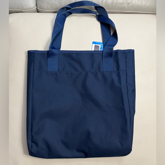 NWT - Adidas Originals Trefoil Shopper City Limited Edition - Toronto - Picture 3 of 10